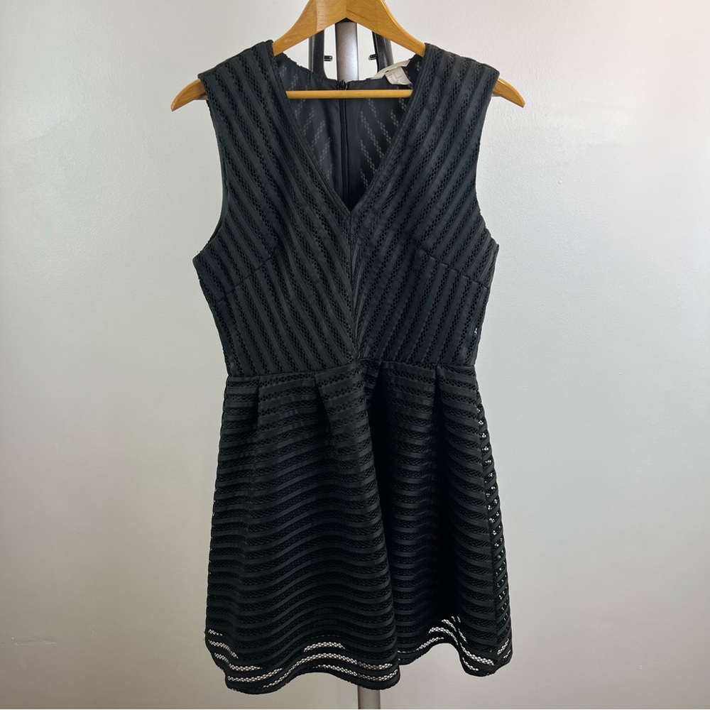H&M Women's Size 12 Black Eyelet Lace Midi Dress